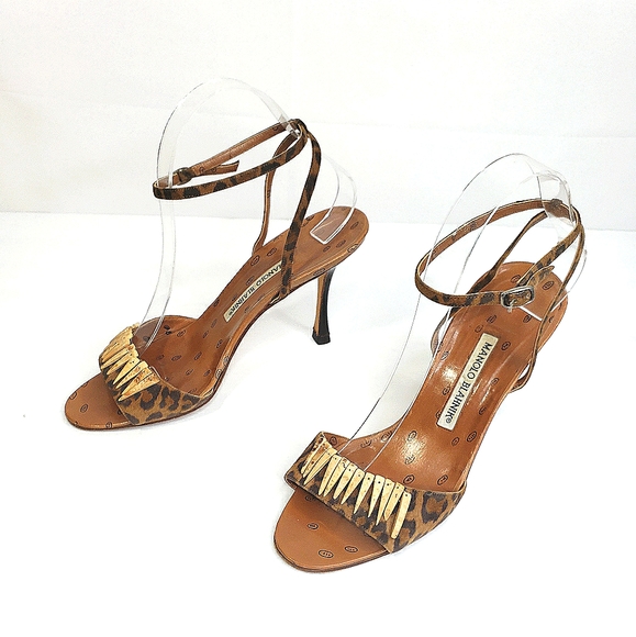 Manolo Blahnik Leopard Print Pumps Size 38/7 - Picture 12 of 13